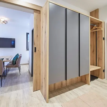 Comfort Apartment *